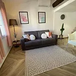 Renting - Massena - Loft - Heart Of Vieil - The Market With Sea View *