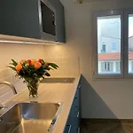 Renting - Massena - Loft - Heart Of Vieil - The Market With Sea View Апартаменти Антіб