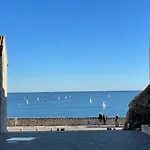 Renting - Massena - Loft - Heart Of Vieil - The Market With Sea View *