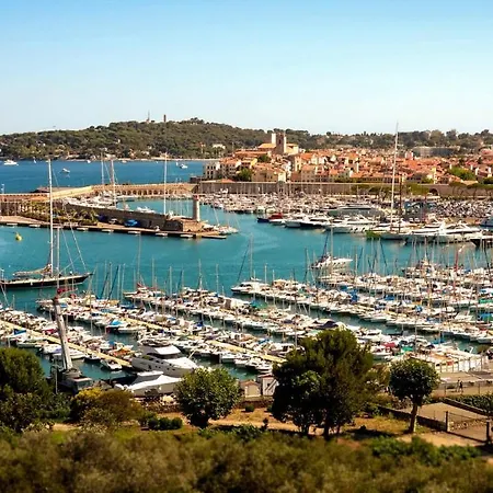 아파트 Renting - Massena - Loft - Heart Of Vieil - The Market With Sea View 앙티브