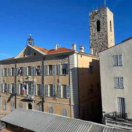 Apartment Renting - Massena - Loft - Heart Of Vieil - The Market With Sea View *