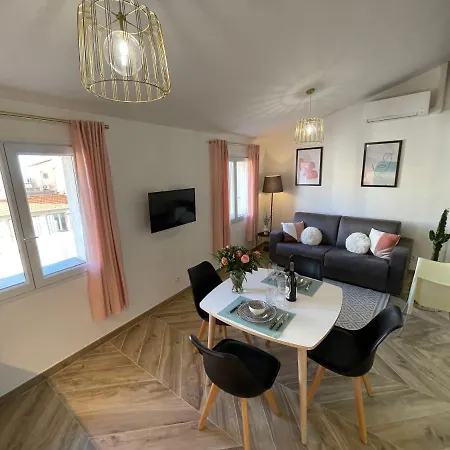 Apartmán Renting - Massena - Loft - Heart Of Vieil - The Market With Sea View