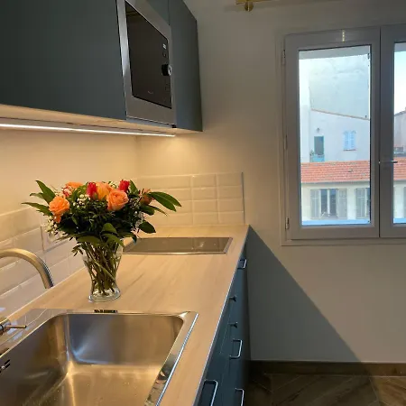 Renting - Massena - Loft - Heart Of Vieil - The Market With Sea View 아파트 앙티브