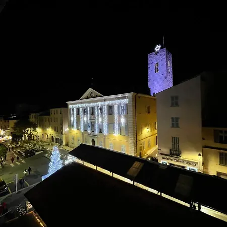 公寓 Renting - Massena - Loft - Heart Of Vieil - The Market With Sea View 昂蒂布