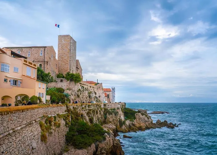 Renting - Massena - Loft - Heart Of Vieil - The Market With Sea View * 昂蒂布