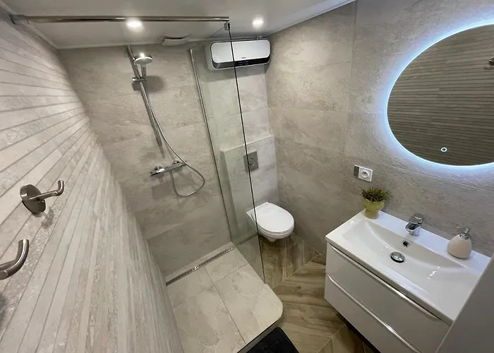 Διαμέρισμα Renting - Massena - Loft - Heart Of Vieil - The Market With Sea View Αντίμπ