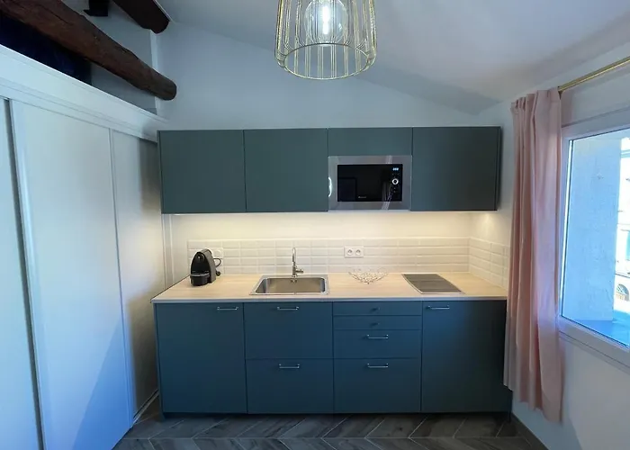 Renting - Massena - Loft - Heart Of Vieil - The Market With Sea View * Αντίμπ