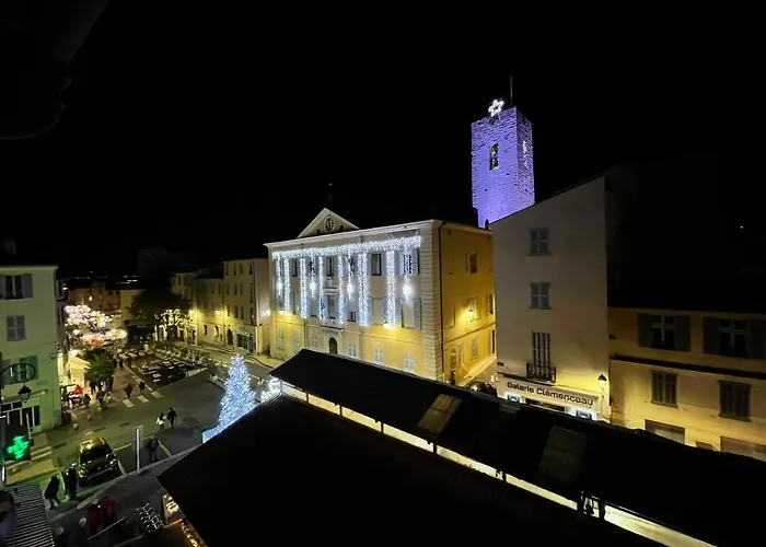 Διαμέρισμα Renting - Massena - Loft - Heart Of Vieil - The Market With Sea View Αντίμπ